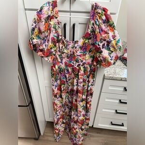 Fun and whimsical dress with POCKETS!